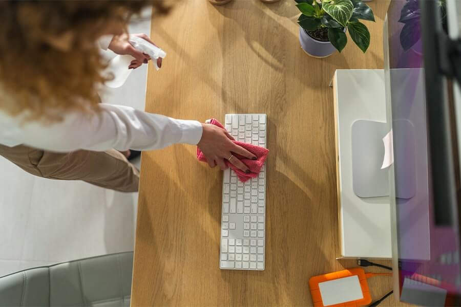 how to clean an office keyboard